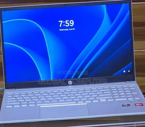 New Laptop HP Pavilion 13 16GB Intel Core I7 SSD 512GB