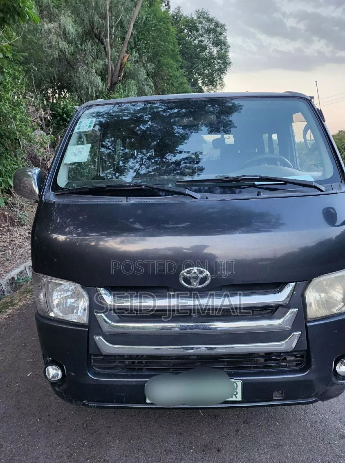 Toyota HiAce 2007 Black