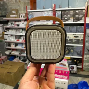 Fitness Smartwatch With Built-in Speaker