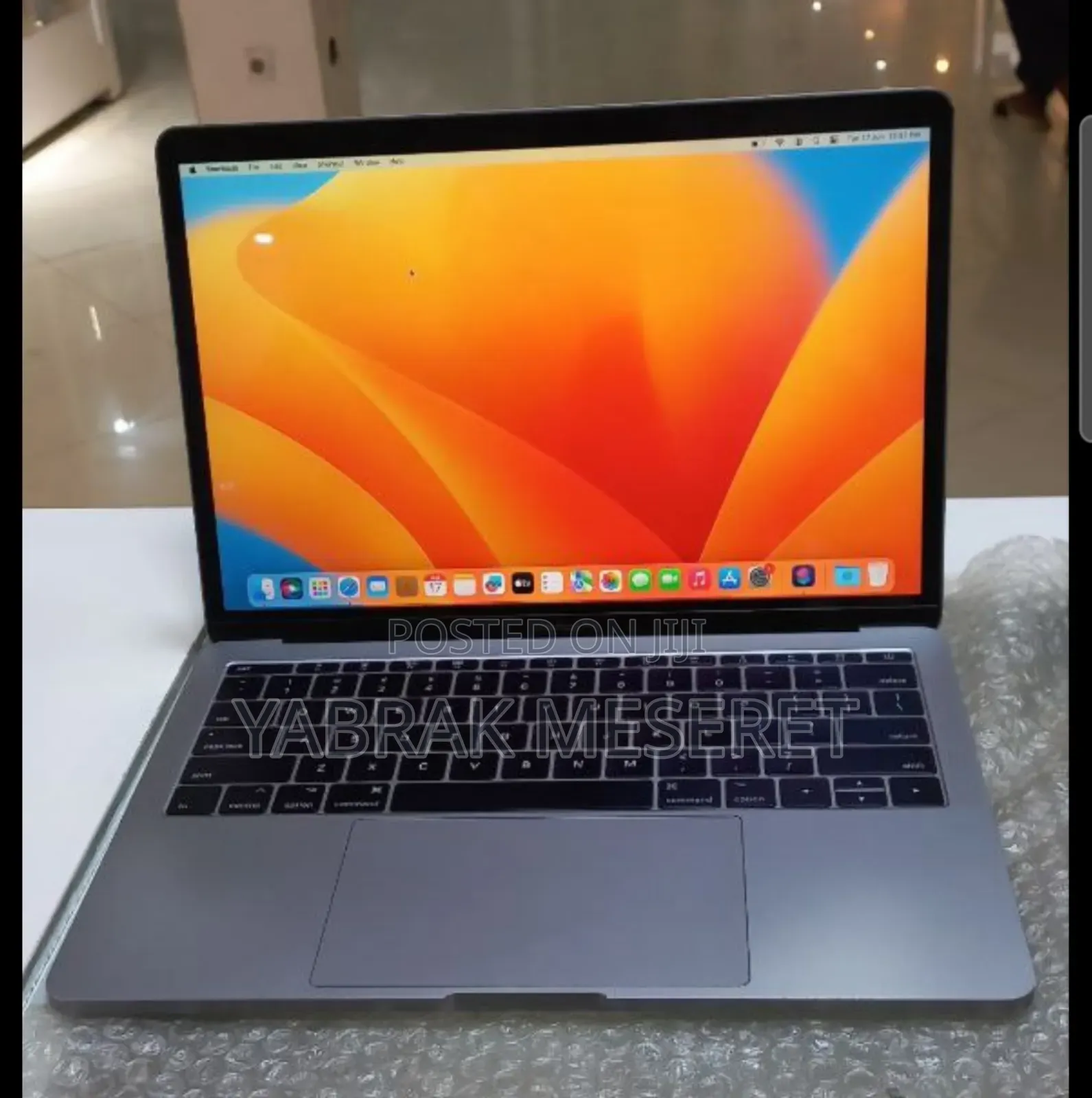 New Laptop Apple MacBook Pro 2017 16GB Intel Core I7 SSD 512GB