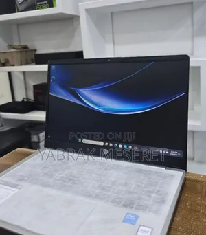 New Laptop HP 12GB Intel Core I3 SSD 512GB