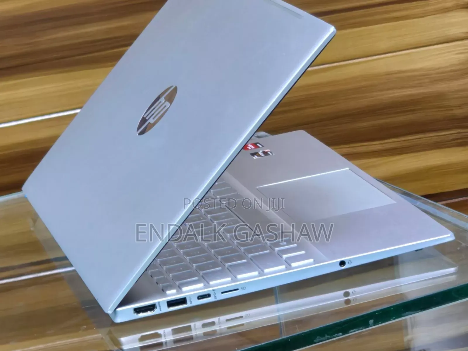 New Laptop HP Pavilion 15 8GB AMD Ryzen 5 SSD 512GB