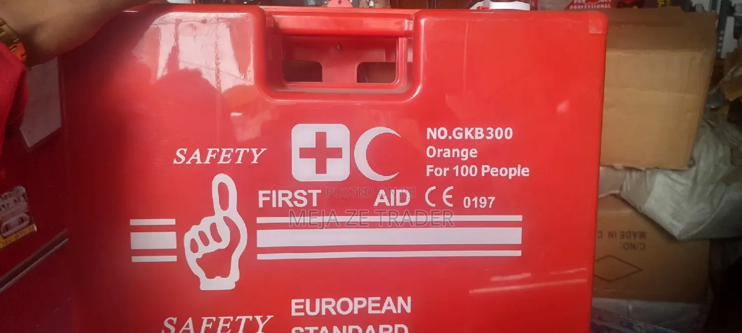 First Aid 100people