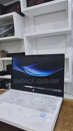 New Laptop HP 14-Dq1088wm 12GB Intel Core I3 SSD 512GB