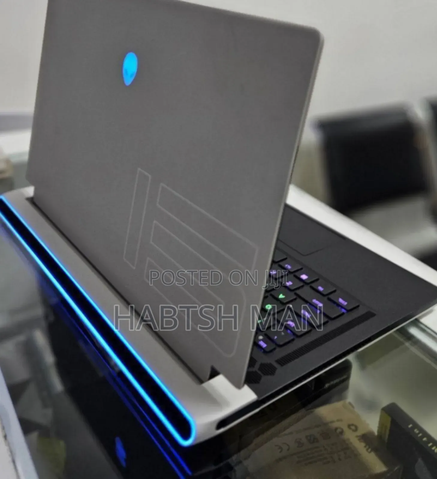 New Laptop Alienware M17x R2 32GB Intel Core I7 SSD 1T