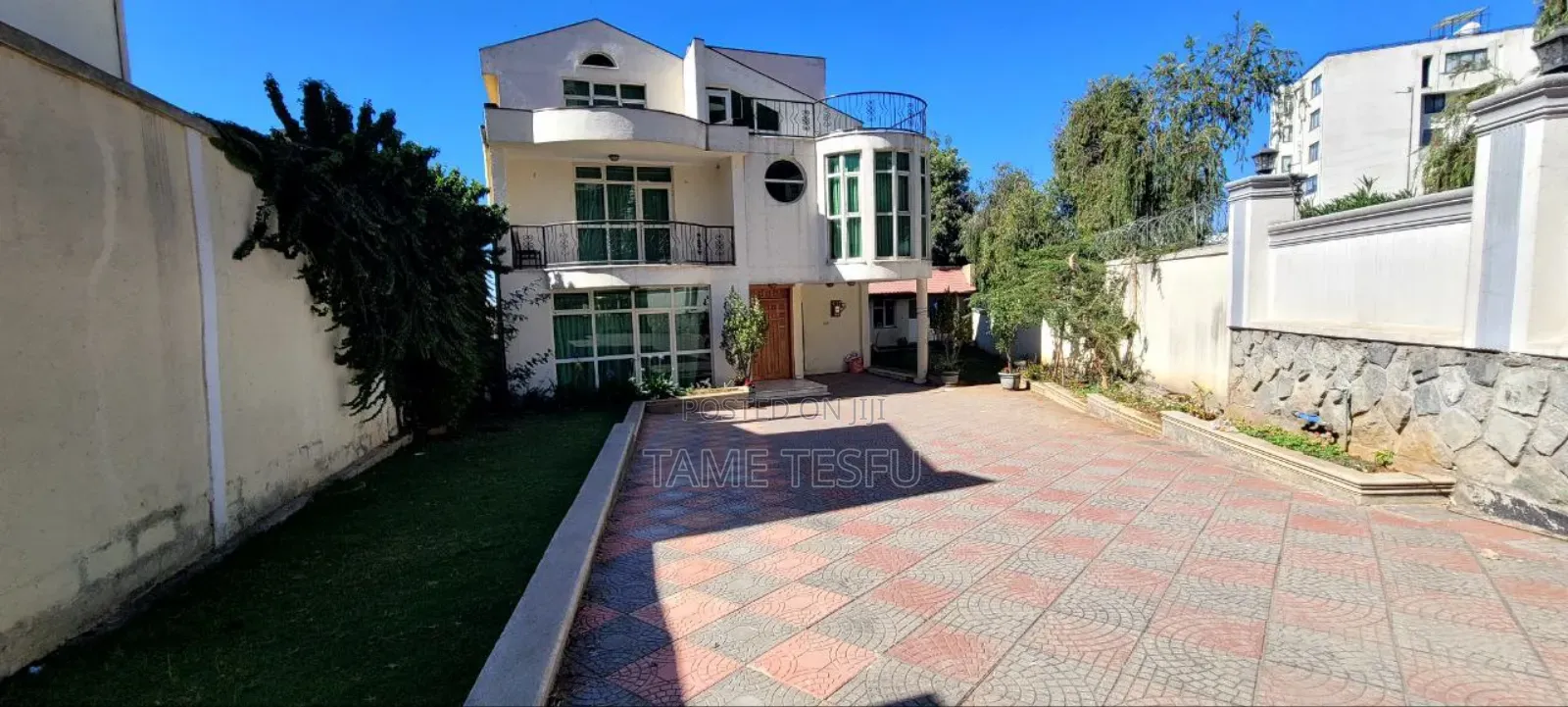 Furnished 6bdrm House in Cmc Sunshine, Bole for sale