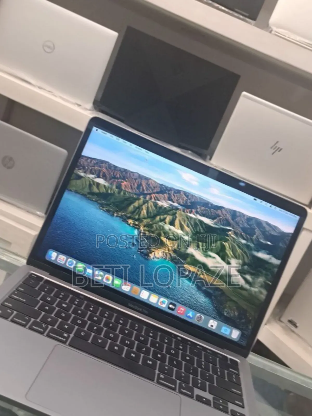 New Laptop Apple MacBook Pro 2019 8GB Intel Core I5 SSD 256GB