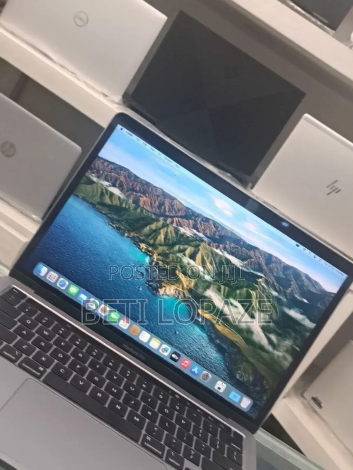 New Laptop Apple MacBook Pro 2019 8GB Intel Core I5 SSD 256GB