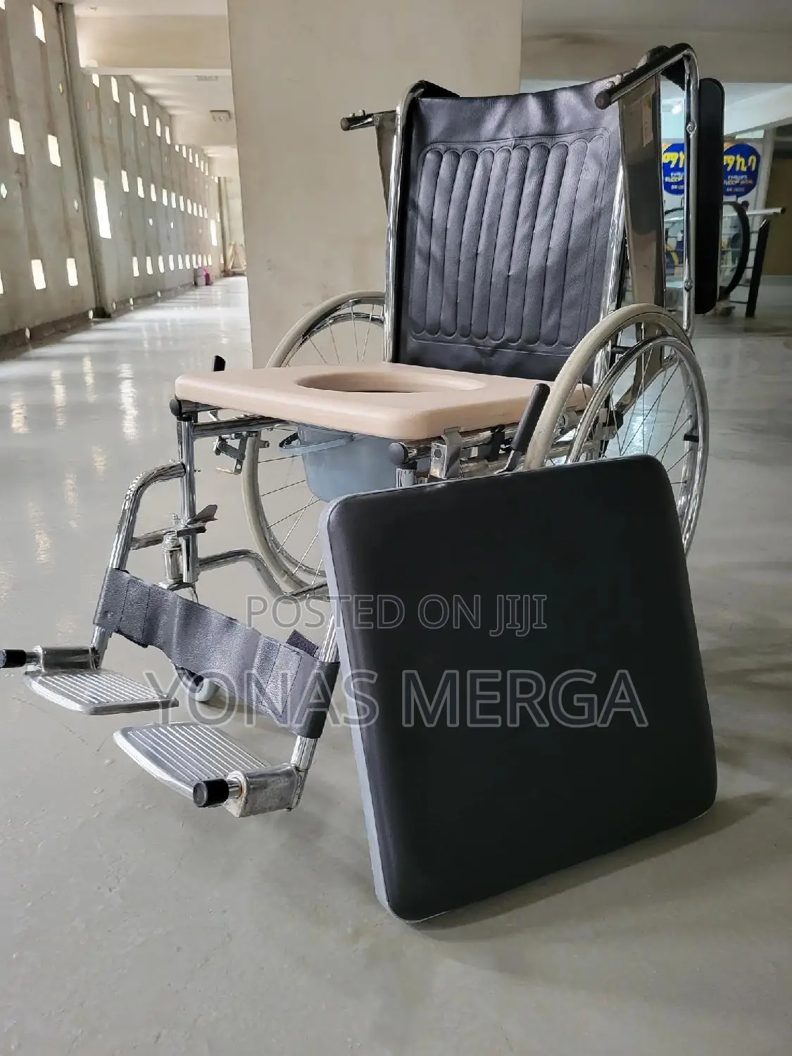 Commode/Bath Wheelchair统مwheelchair*ةwheelchairو፹wheelchair