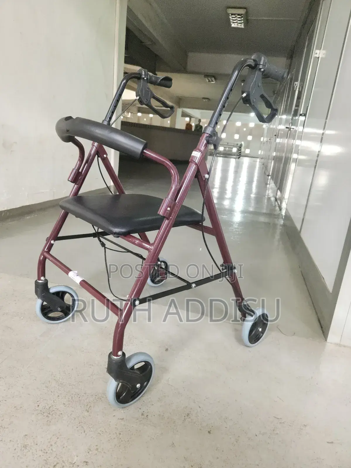 Walker藥房walker這個walker瓶口walker娽了walker瓶頸walker兇手walker