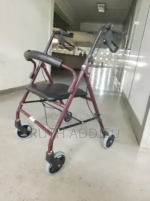 Photo - Walker藥房walker這個walker瓶口walker娽了walker瓶頸walker兇手walker