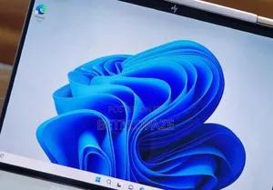 New Laptop HP Spectre X360 16GB Intel Core I7 SSD 512GB