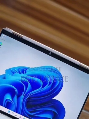 New Laptop HP Spectre X360 16GB Intel Core I7 SSD 512GB