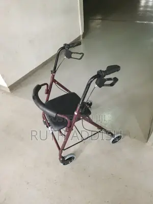 Photo - Walker藥廠walker前晚walker走向walker並無walker記得walker覶並walker New