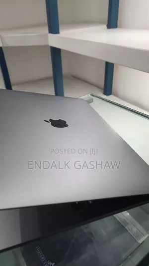 New Laptop Apple MacBook 2011 8GB Intel Core I5 SSD 256GB