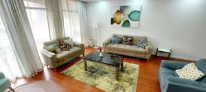 Furnished 5bdrm Apartment in Apartment, Yeka for rent