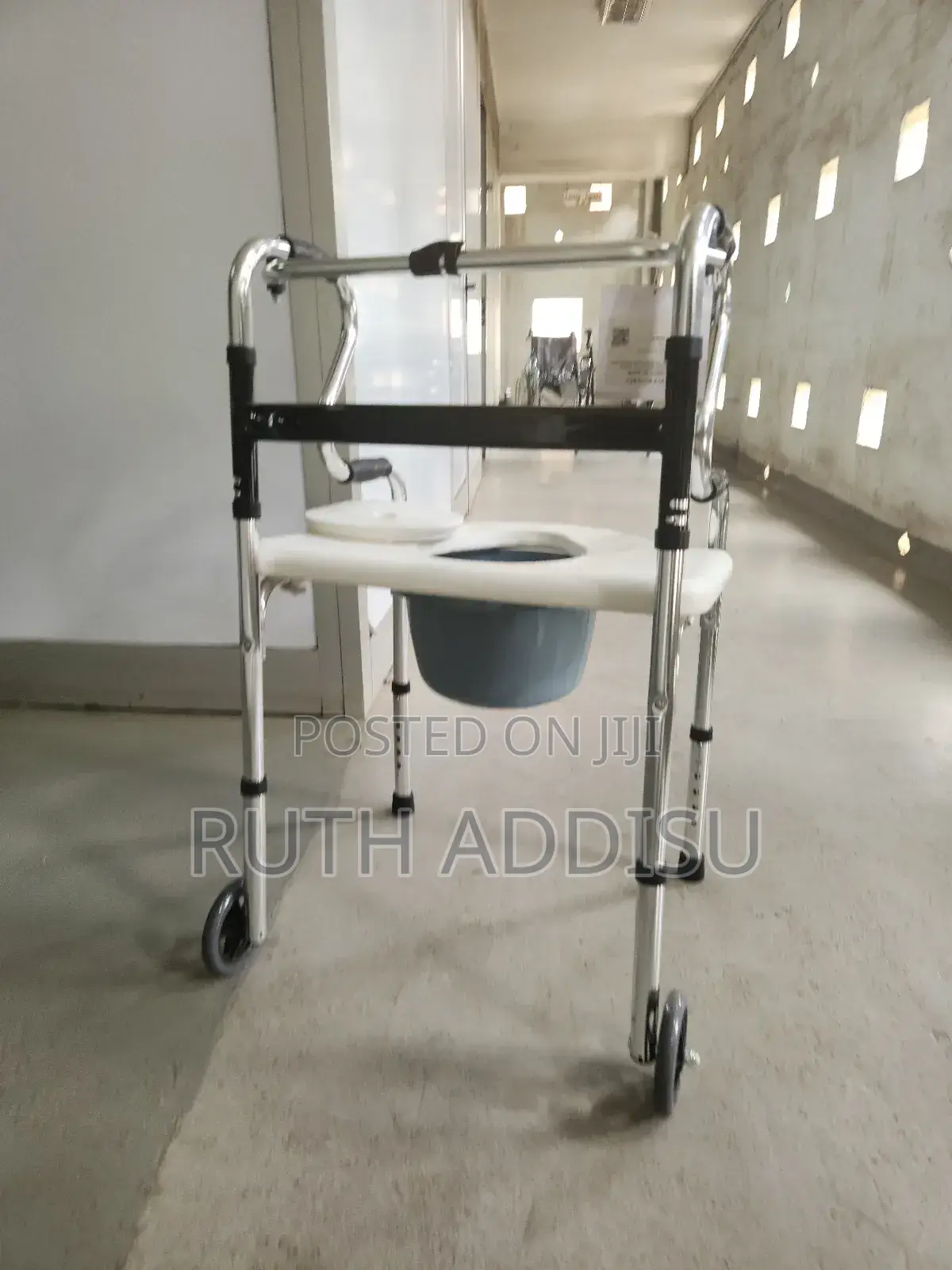 Walker With Commode Seat藥廠walker With Toilet Seat鋊瓶commod3