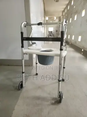 Walker With Commode Seat藥廠walker With Toilet Seat鋊瓶commod3