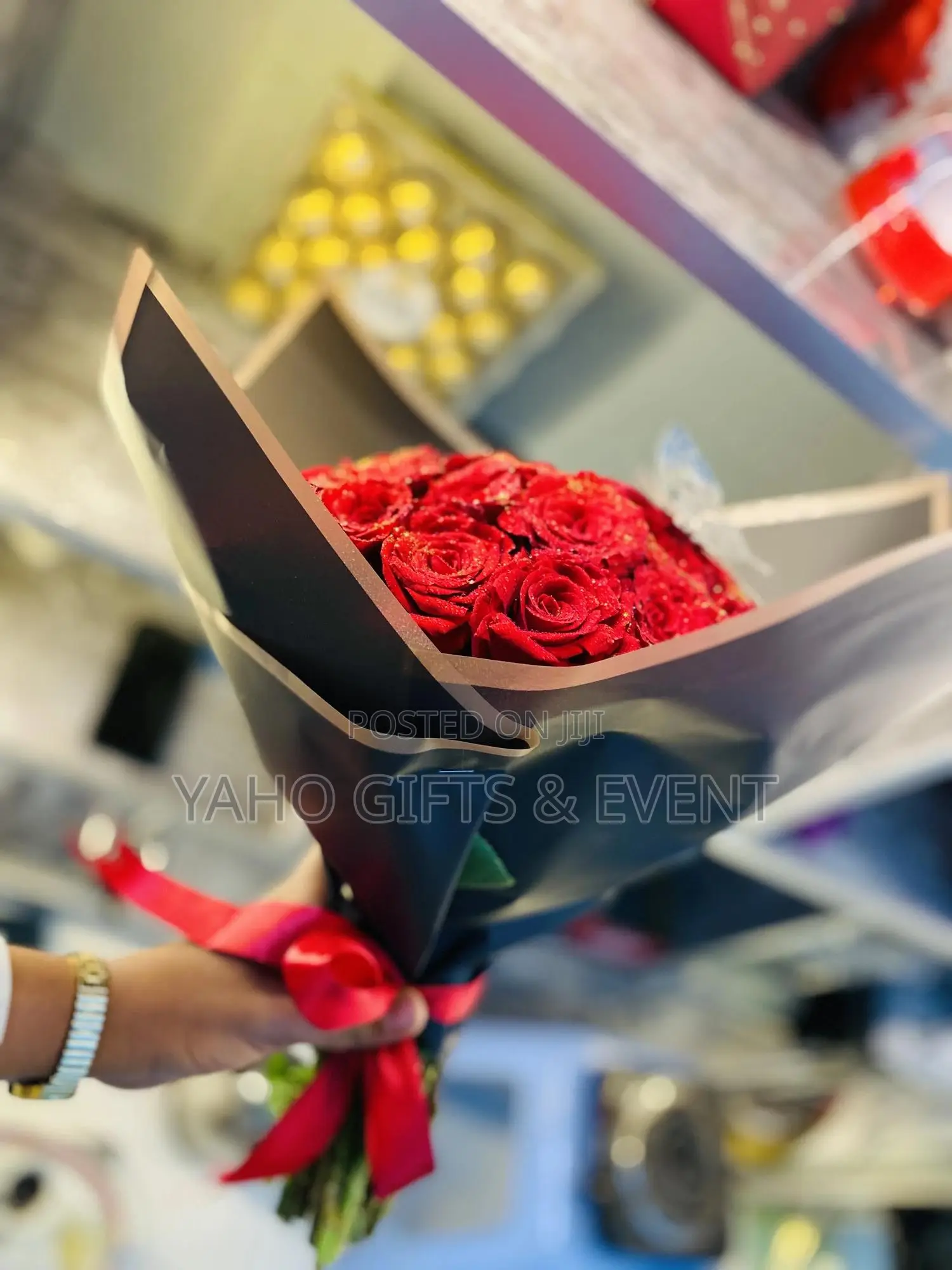 Roses Bouquet Gift Package