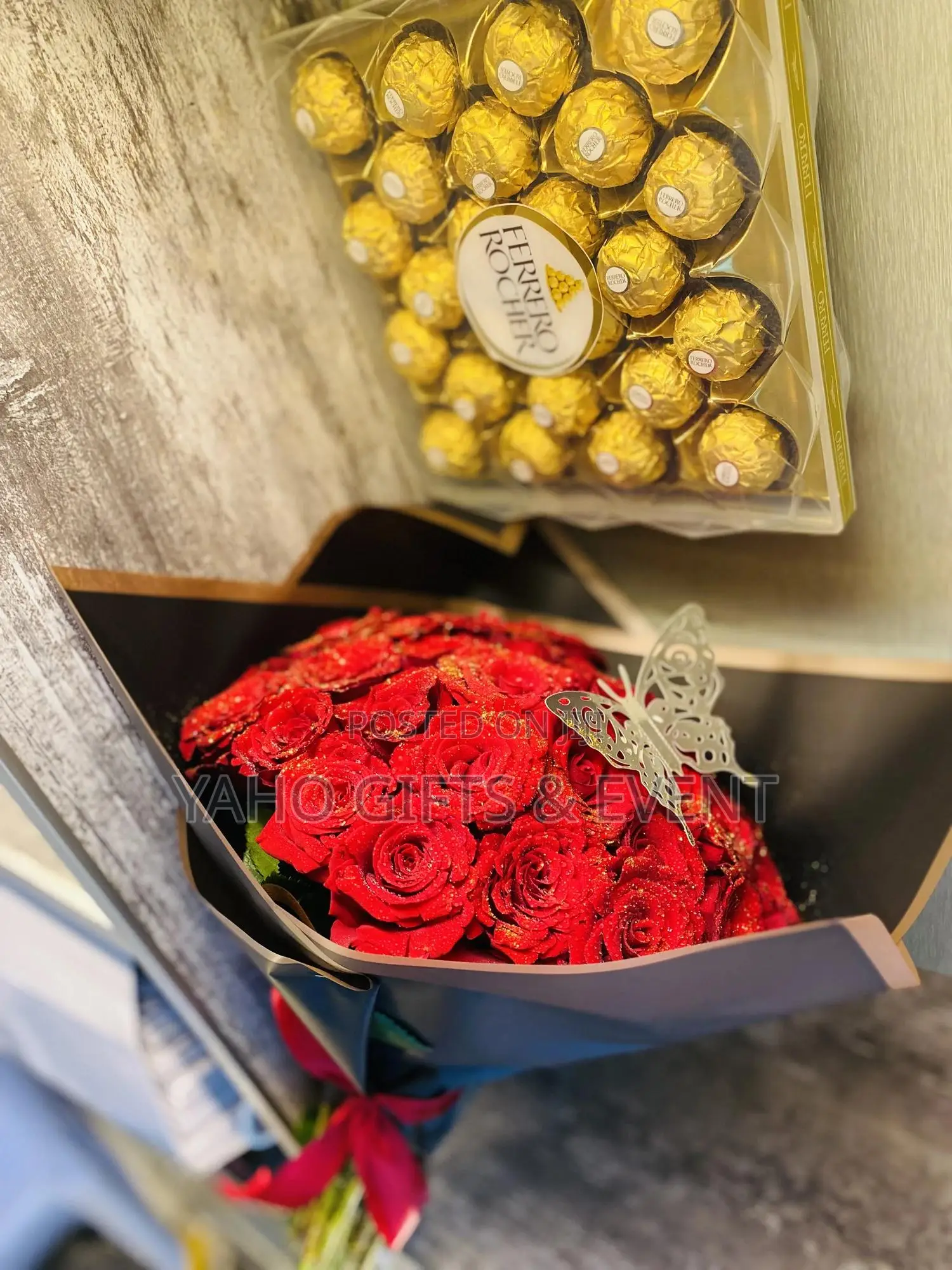 Roses Bouquet Gift Package