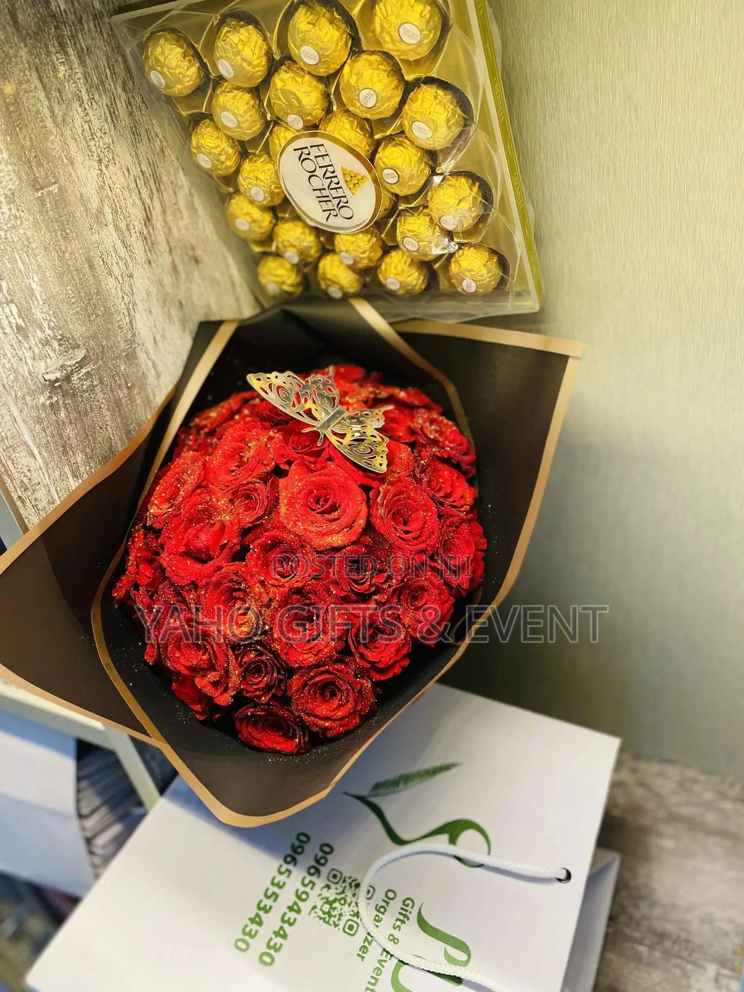 Roses Bouquet Gift Package