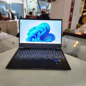 New Laptop HP Victus 16 16GB Intel Core I7 SSD 1T