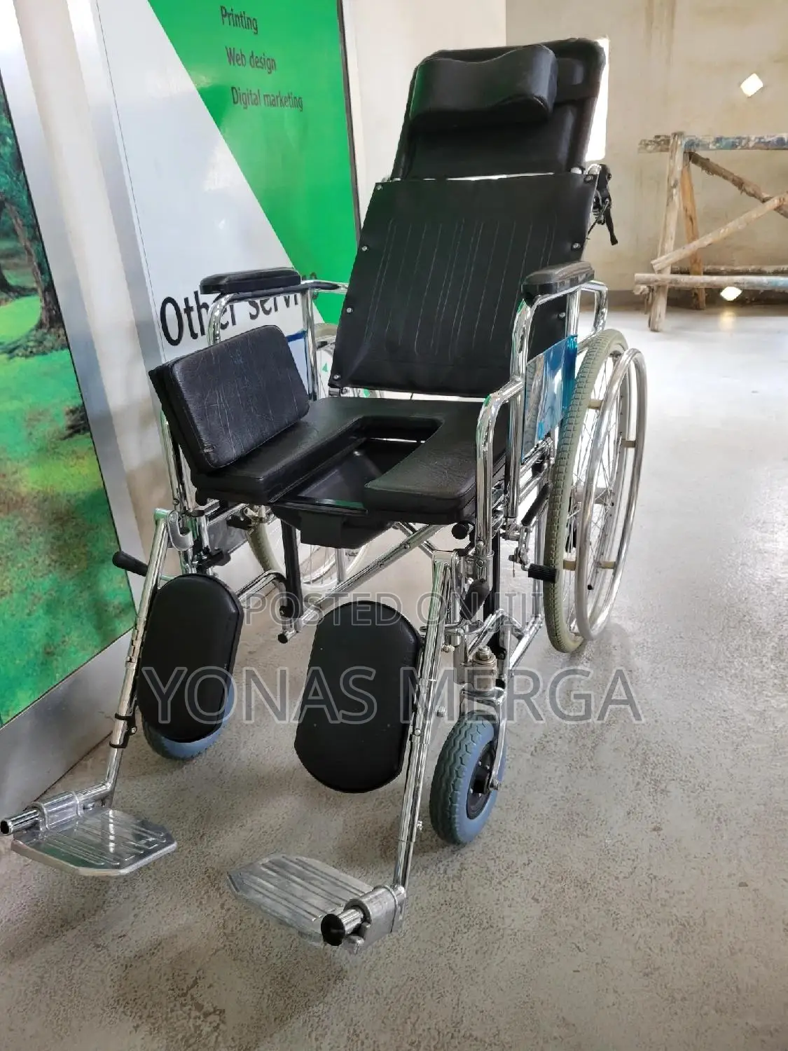 Commode Pot Wheelchairن寂wheelchair *Wheelchairاፐwheelchair