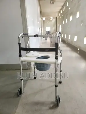 Walker With Seat Popo跟進walker With Popo當然commode Walking Aid