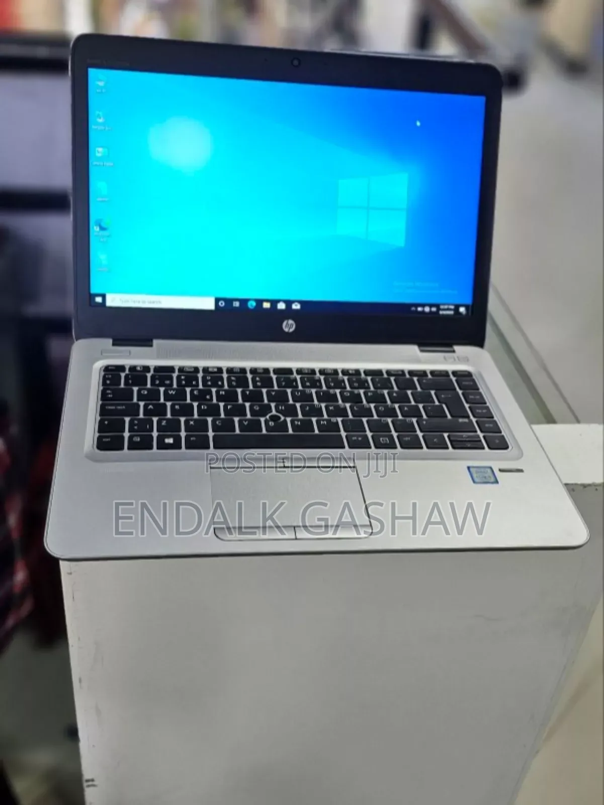 New Laptop HP EliteBook 840 4GB Intel Core I9 SSD 256GB