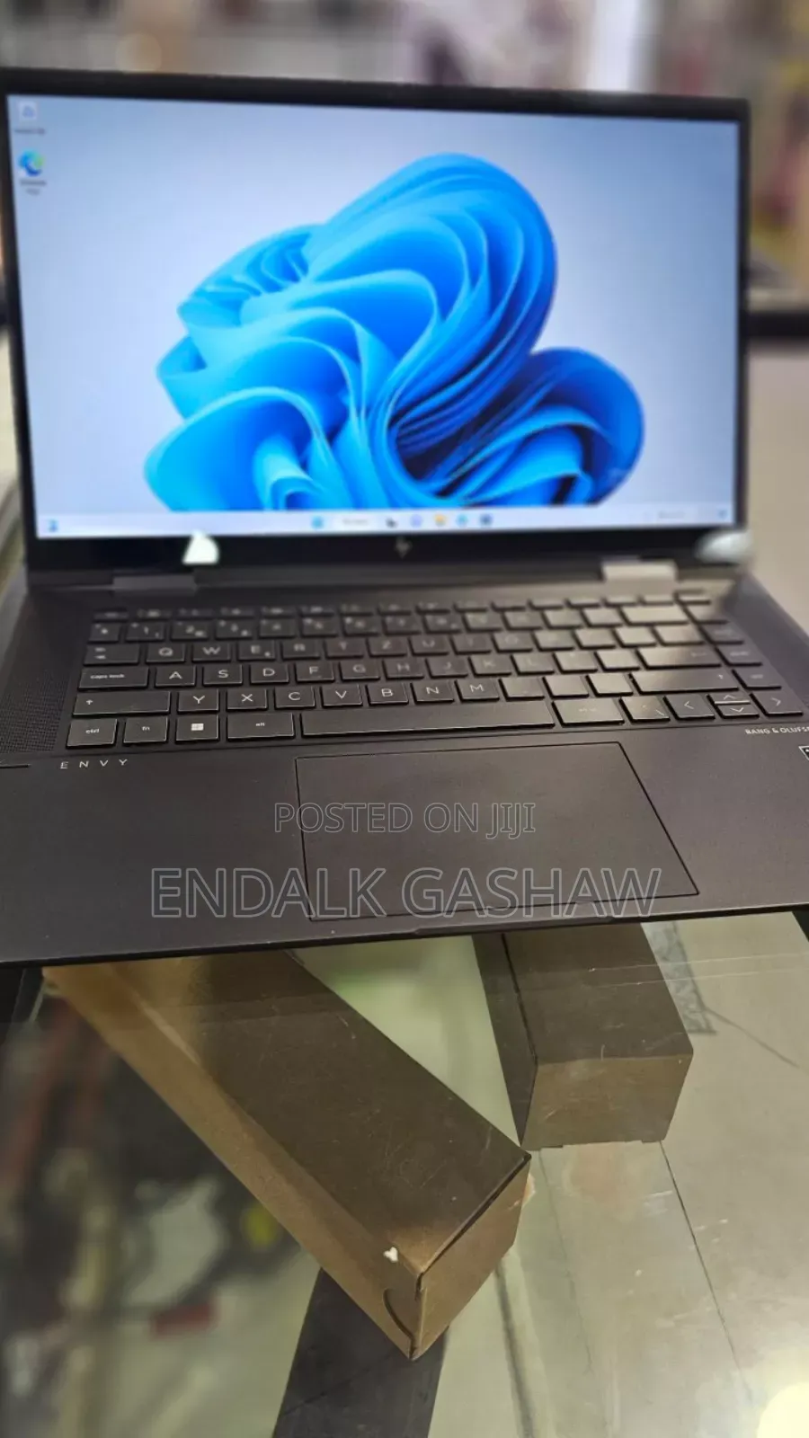 New Laptop HP Envy X360 16GB AMD Ryzen 7 SSD 512GB