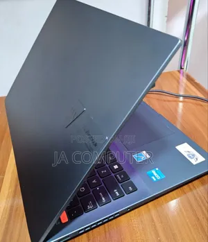 New Laptop Asus VivoBook 15 X505BA 16GB Intel Core I5 SSD 512GB