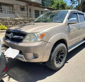 Toyota Hilux 3.0 D-4D Double Cab 4x4 Raider 2007 Silver