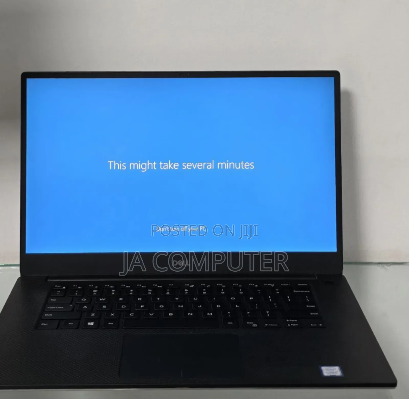 New Laptop Dell Precision 5540 16GB Intel Core I7 SSD 512GB