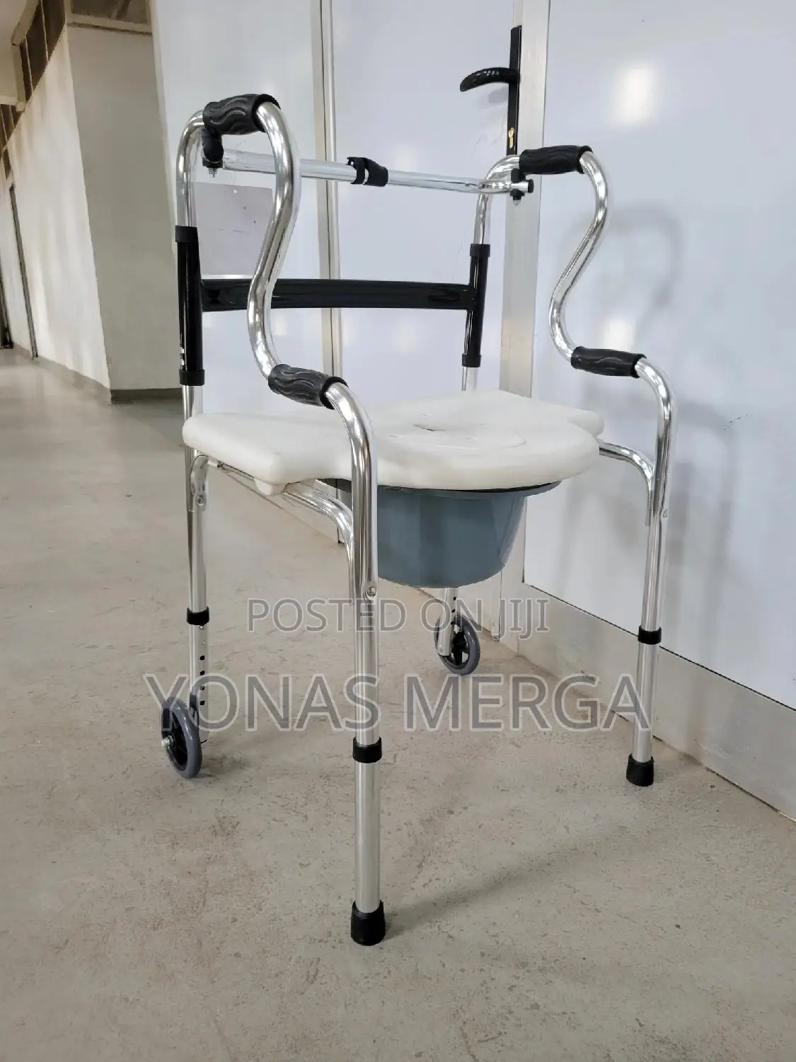 Removable Seat Toilet Chair裁٨walker With Wheel陰ظwalker