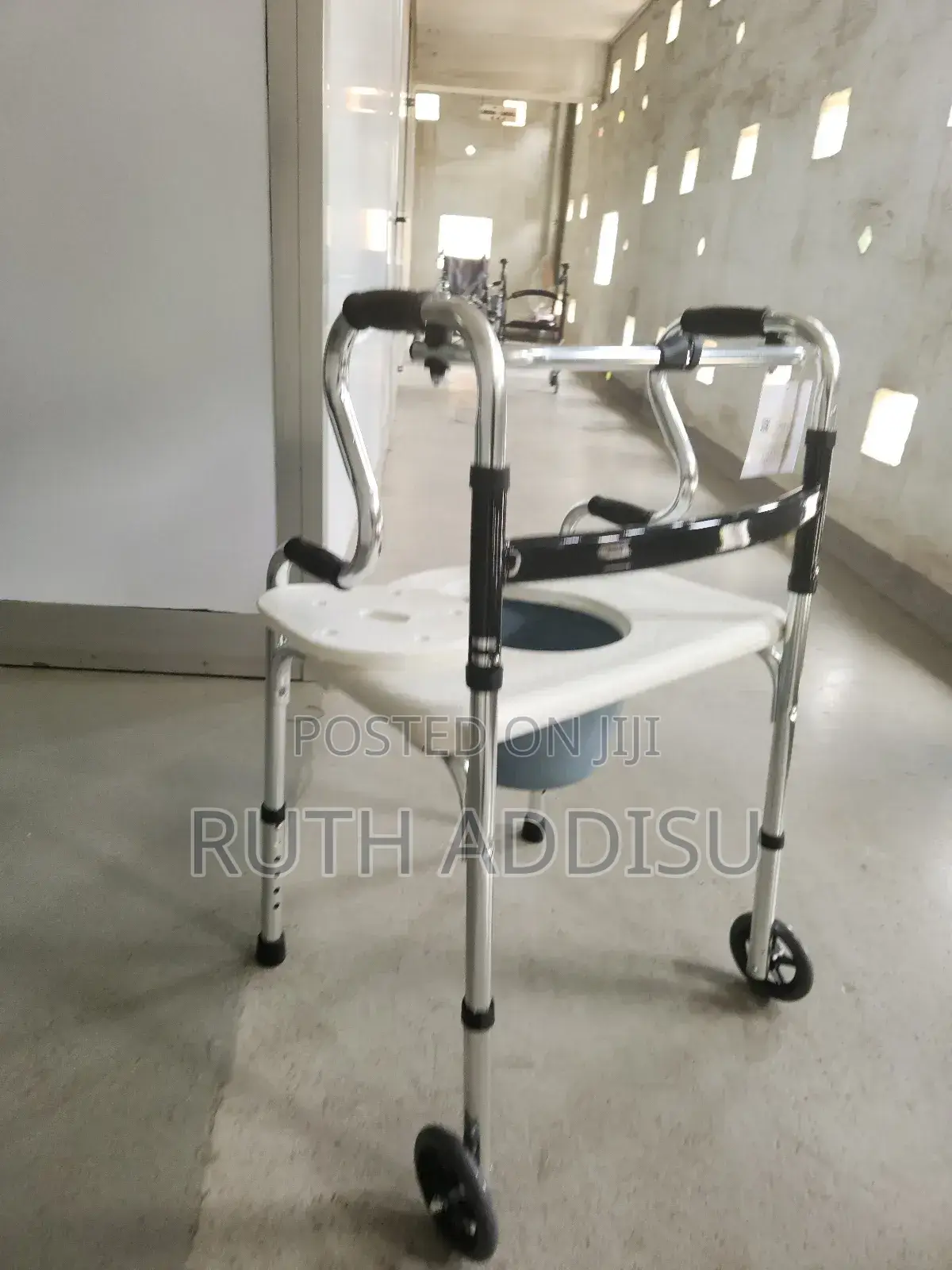 Walker With Commode Chair跟蹤commode Walker Chair米酒toilet Popo