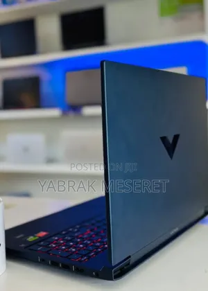New Laptop HP Victus 15 16GB AMD Ryzen 7 SSD 1T