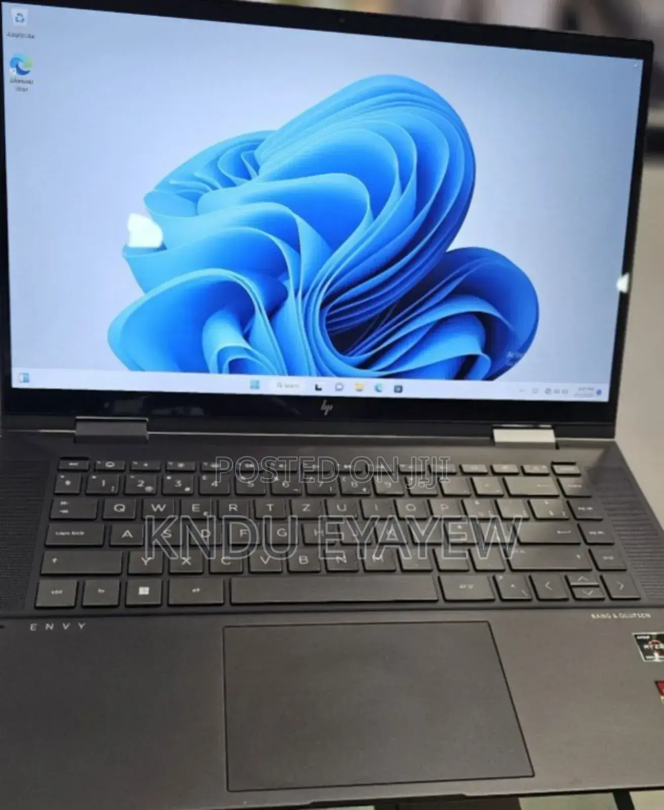 New Laptop HP Envy X360 16GB AMD Ryzen 7 SSD 1T