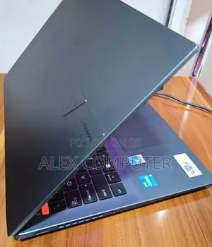 New Laptop Asus VivoBook 15 X505BA 16GB Intel Core I5 SSD 512GB