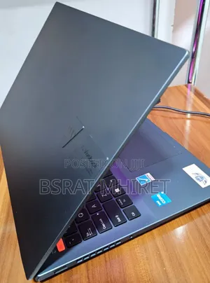 New Laptop Asus VivoBook 15 X505BA 16GB Intel Core I5 SSD 512GB