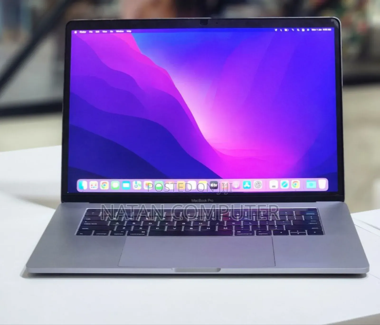 New Laptop Apple MacBook Pro 2017 16GB Intel Core I7 SSD 512GB