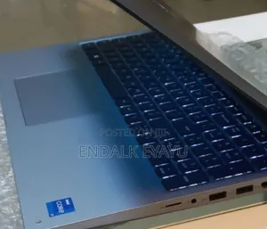 New Laptop Dell Latitude 5540 16GB Intel Core I7 SSD 512GB