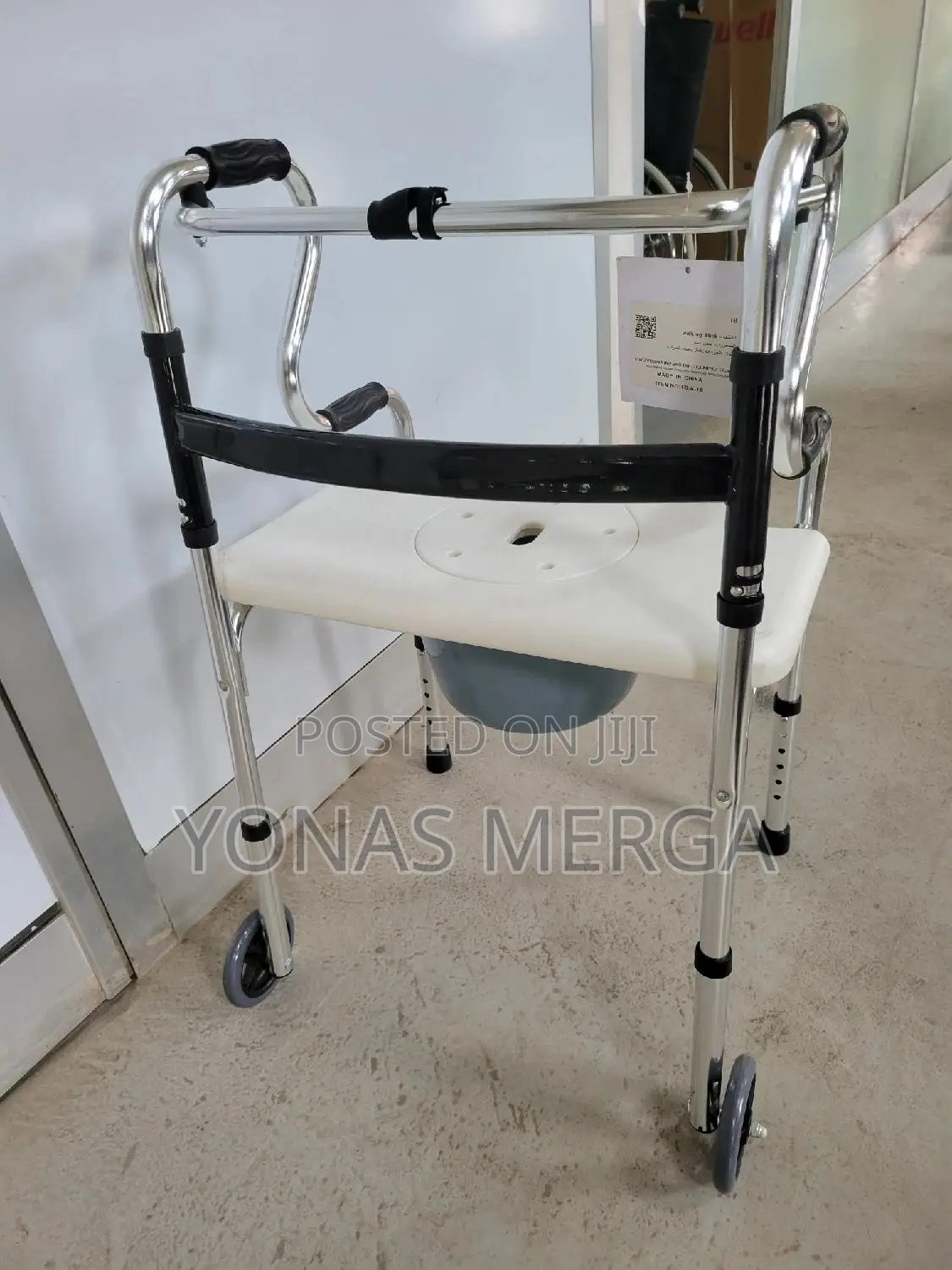 Walker丁اwalker With Toilet Seat Chair□Equipped Armrest Seat