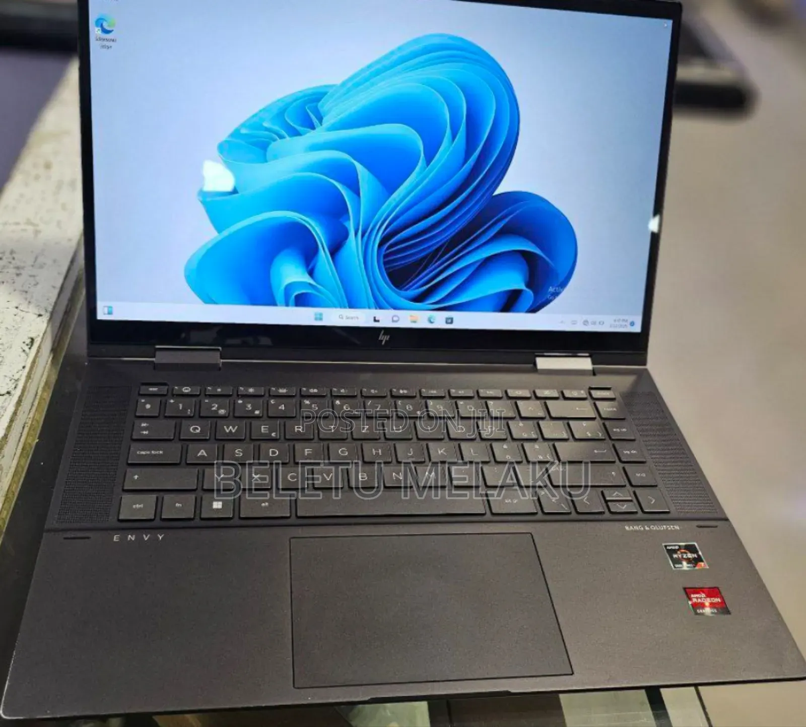 New Laptop HP Envy X360 16GB AMD Ryzen 7 SSD 1T