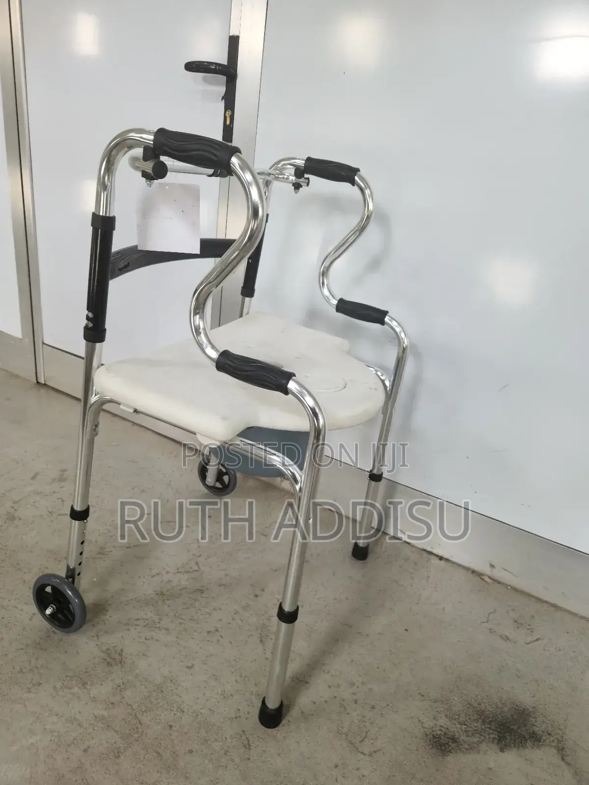 Walker Commode Seat Versatile Medical Equipment Toilet New