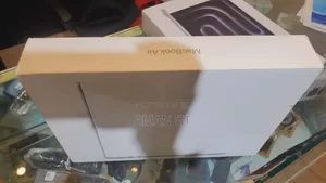 New Laptop Apple MacBook Air 2025 M4 13-Inch 16GB Apple M4 SSD 256GB