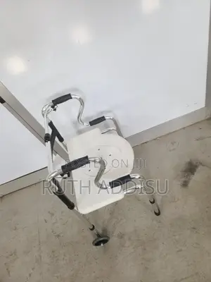 Commode Chair With Wheel Medical Adjustable Height Toilet