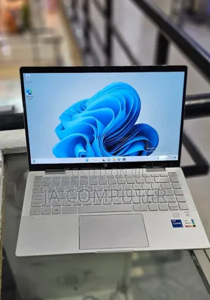 Photo - New Laptop HP Pavilion 15 16GB Intel Core I7 SSD 512GB