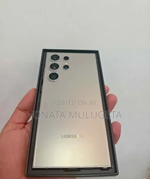 Photo - New Samsung Galaxy S24 Ultra 256 GB Silver