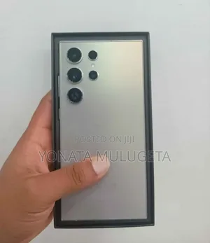 New Samsung Galaxy S24 Ultra 256 GB Silver