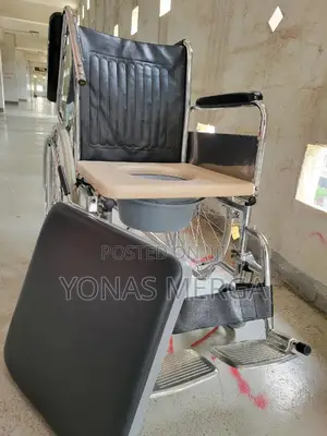 Toilet_seat Cover Wheelchairةፗwheelchair{}Wheelchair°•Wheel